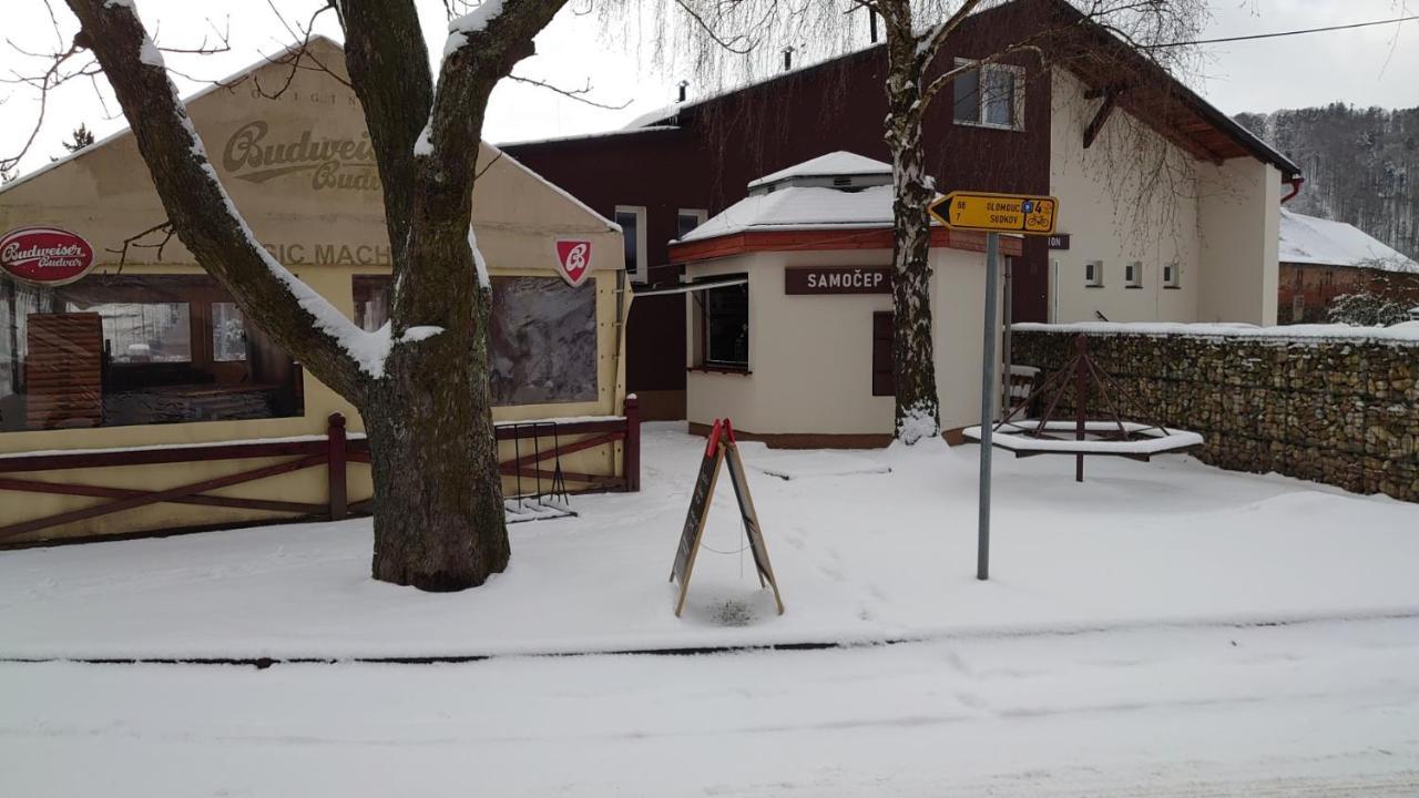 Na Rybnicku Bohutin Hotel Luaran gambar